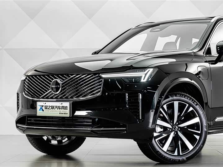 Volvo XC90 Hybrid, 2025 — фото 2 из 9