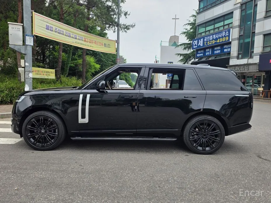Land Rover Range Rover, 2024 — фото 6 из 12