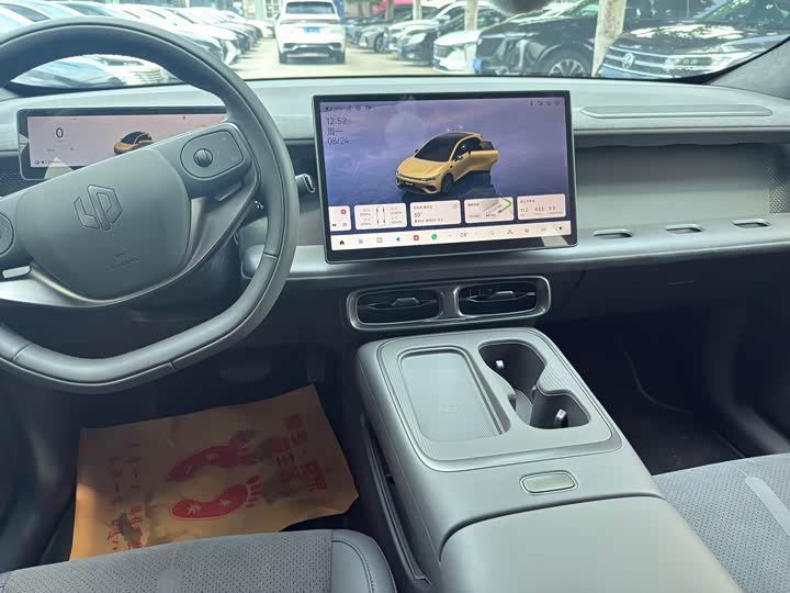 Leapmotor Lafa5, 2025 — фото 8 из 9
