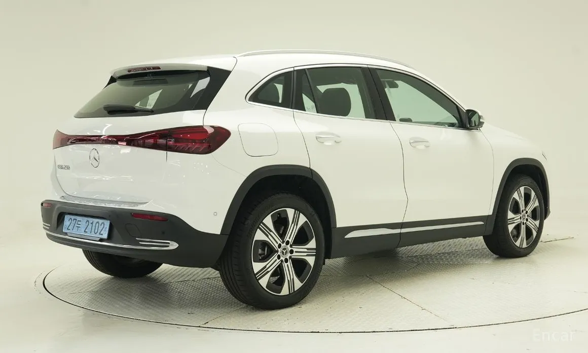 Mercedes-Benz EQA, 2025 — фото 2 из 12