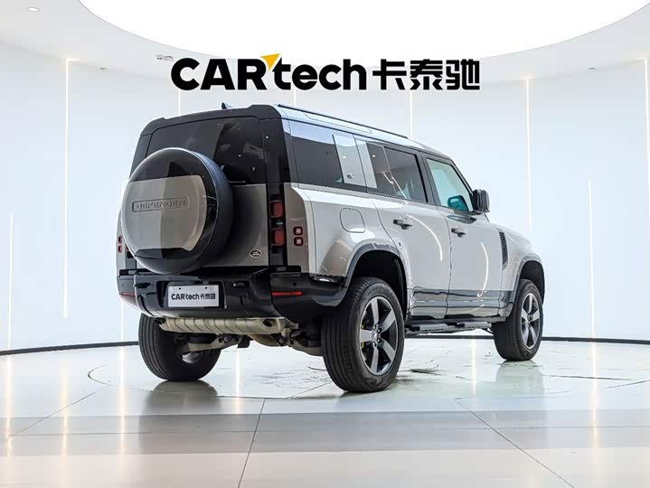 Land Rover Defender, 2024 — фото 3 из 9