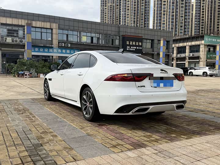 Jaguar XF L, 2022 — фото 8 из 9