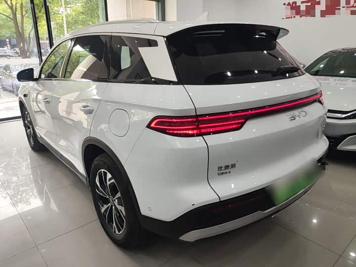 BYD Song Pro Hybrid, 2024 — фото 5 из 9