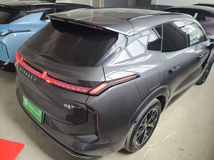 Lynk & Co 08 EM-P Hybrid, 2025 — фото 7 из 9