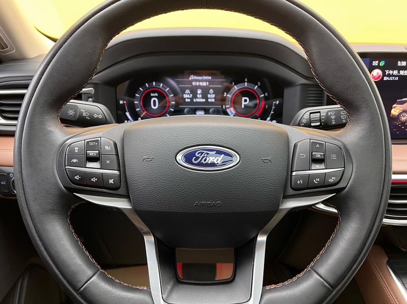 Ford Explorer, 2023 — фото 8 из 12