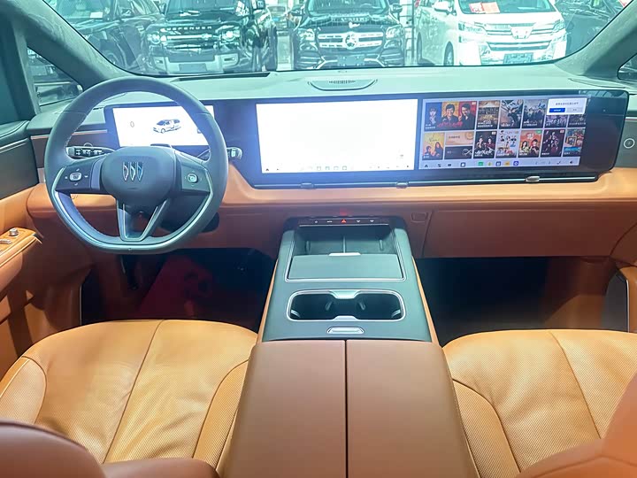 Buick OMPV, 2025 — фото 7 из 9