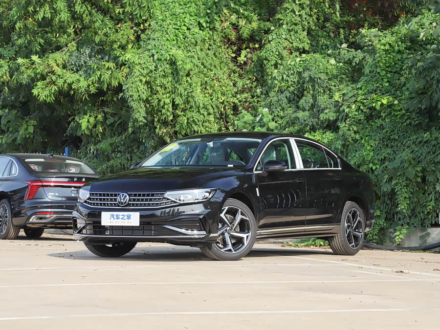 Volkswagen Magotan, 2026 — купить в Владимире под ключ