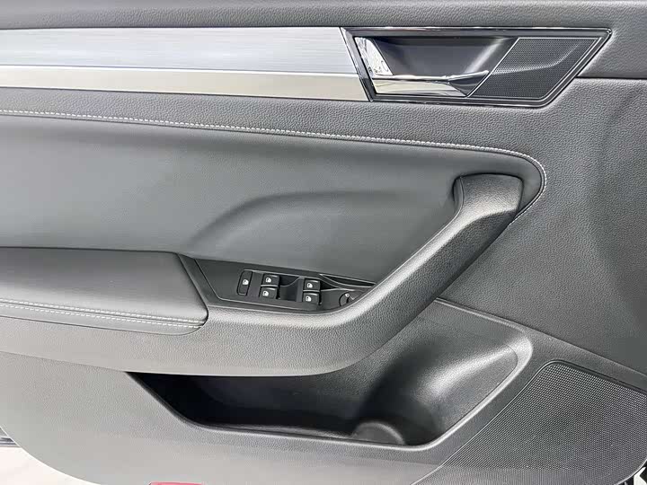 Skoda Superb, 2024 — фото 8 из 9