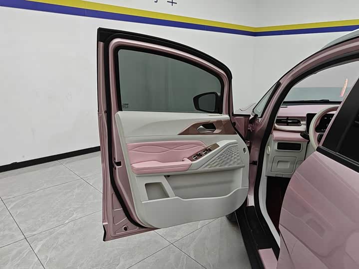 Geely Geometry E Firefly, 2023 — фото 7 из 9