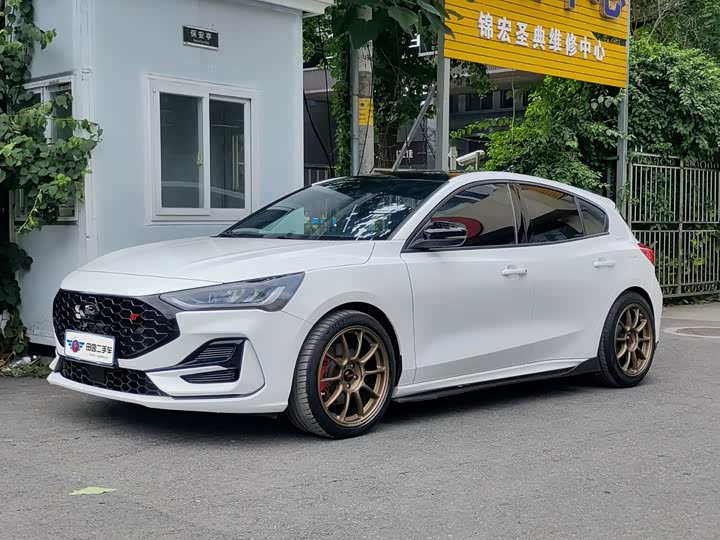 Ford Focus, 2022 — купить в Белгороде под ключ