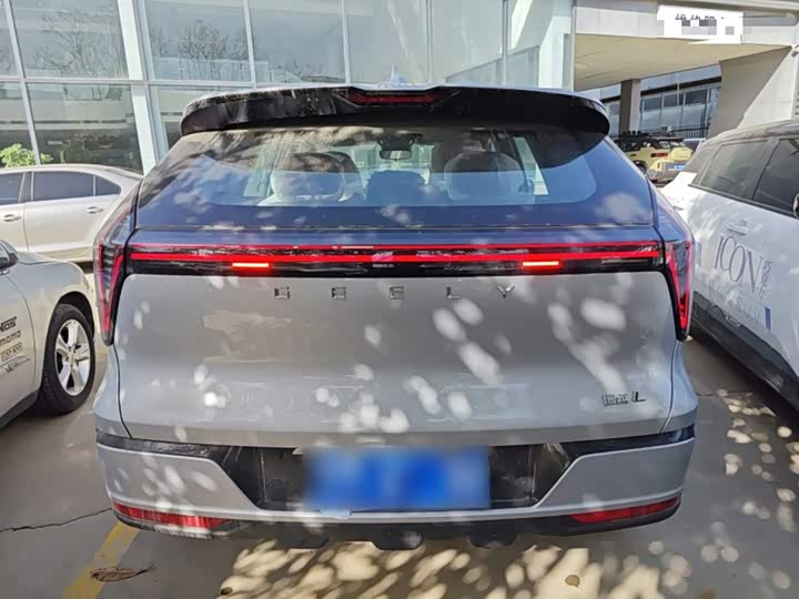 Geely Atlas L, 2025 — фото 4 из 9