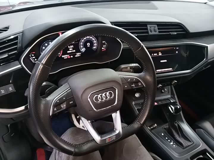 Audi Q3 Sportback, 2022 — фото 6 из 9