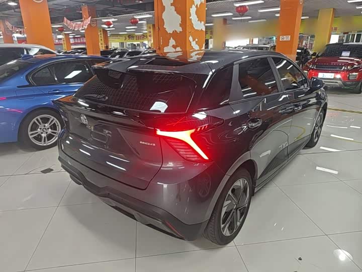 MG Motor 4 EV, 2023 — фото 7 из 9