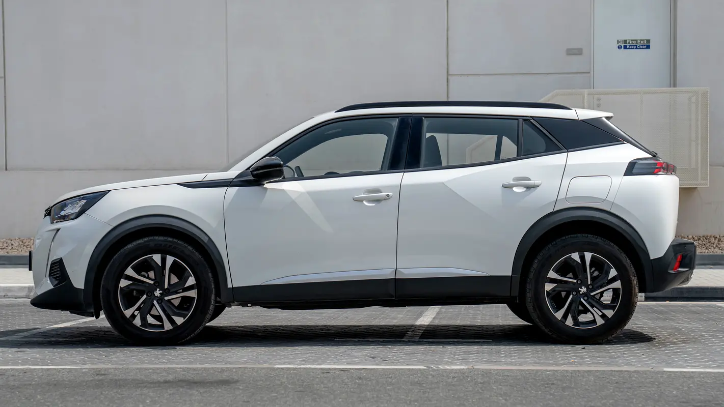 Peugeot 2008, 2023 — фото 3 из 10