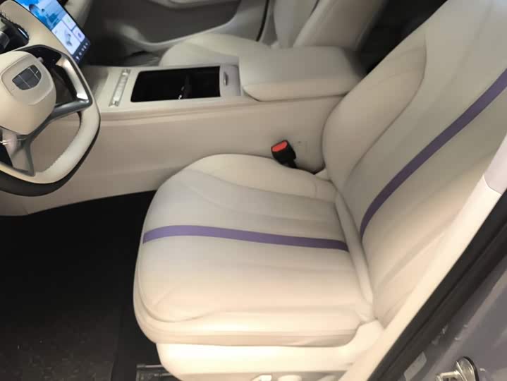 Geely Preface L, 2023 — фото 9 из 9