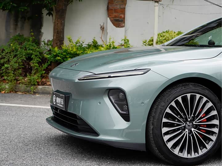 Nio ET7, 2022 — фото 8 из 9