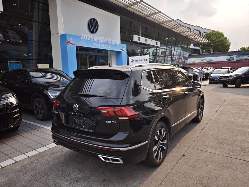 Volkswagen Tiguan L Pro, 2024 — фото 2 из 9