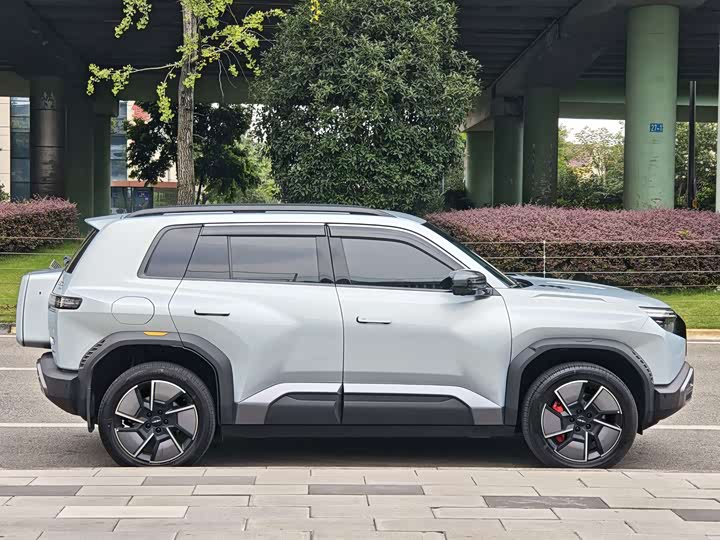 BYD FangChengBao Titanium 3 (Tai 3), 2025 — фото 4 из 9