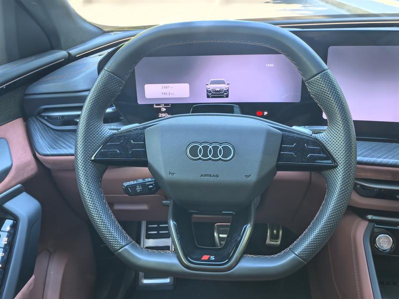 Audi Q5L, 2025 — фото 10 из 12