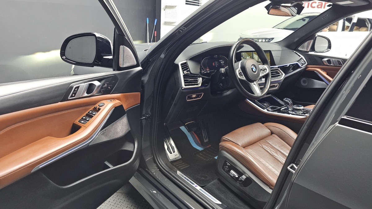 BMW X5, 2022 — фото 9 из 12