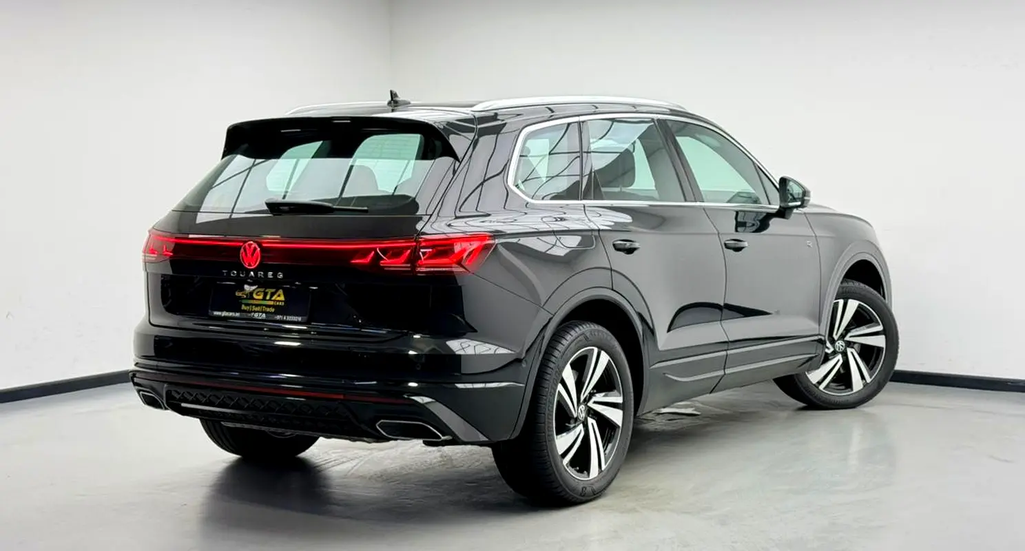 Volkswagen Touareg, 2024 — фото 4 из 10