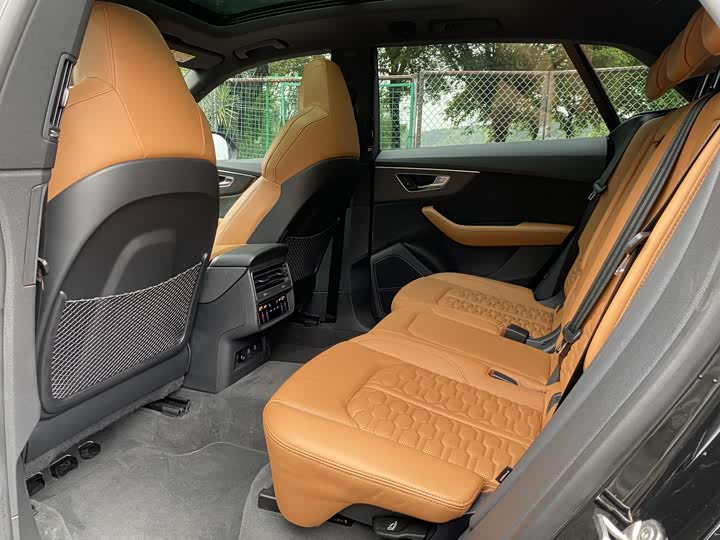 Audi RS Q8, 2022 — фото 6 из 9