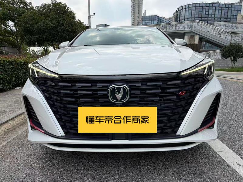 Changan Eado Plus, 2022 — фото 2 из 10