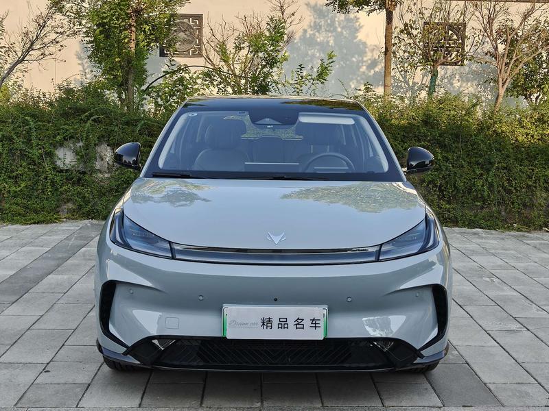BAIC Arcfox T1, 2025 — фото 2 из 12