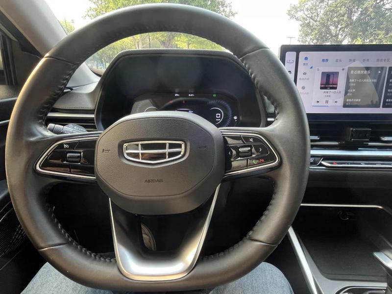 Geely Emgrand, 2023 — фото 11 из 12