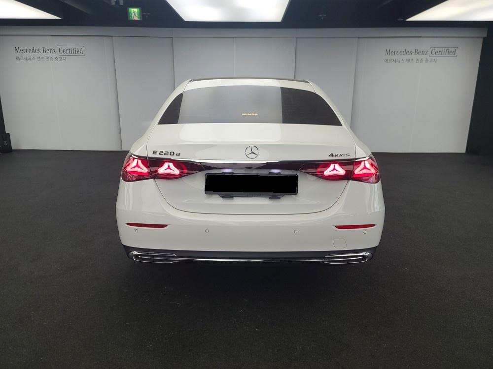 Mercedes-Benz E-Class, 2026 — фото 4 из 12