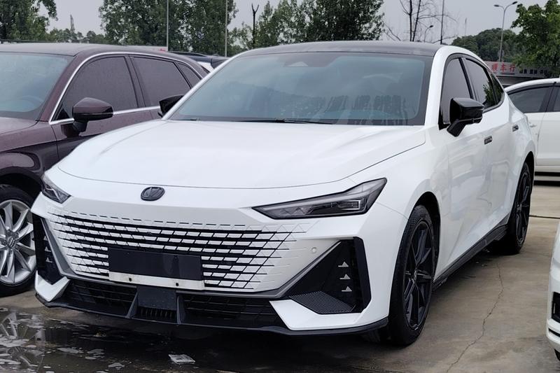 Changan UNI-V, 2023 — купить в Самаре под ключ