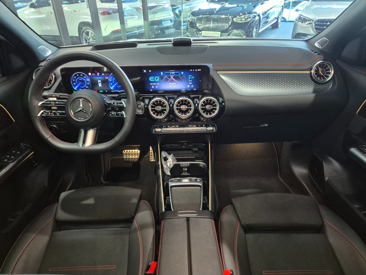Mercedes-Benz EQA, 2025 — фото 7 из 12