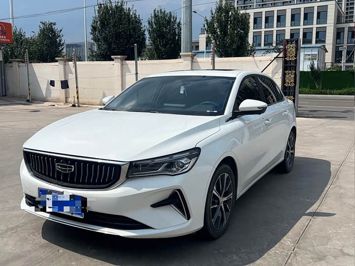 Geely Emgrand, 2023 — фото 2 из 7