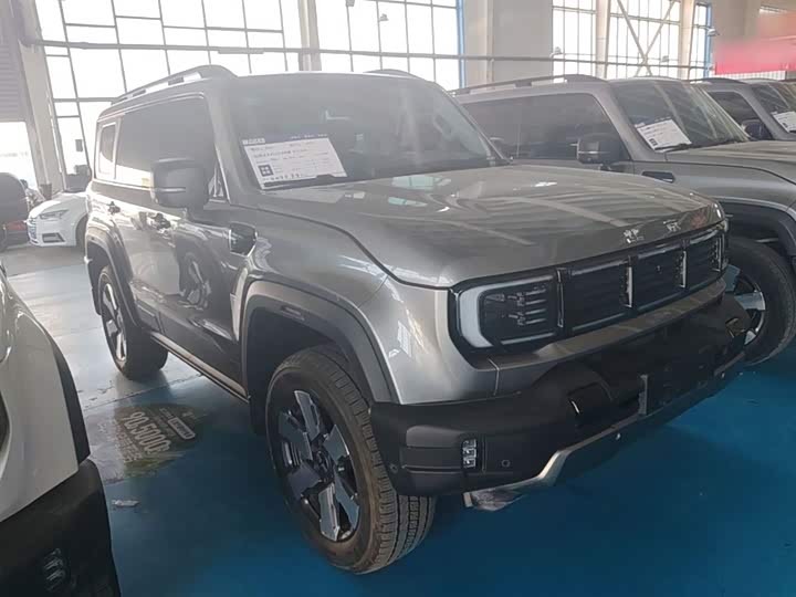 BAIC Beijing BJ40 Hybrid, 2025 — фото 4 из 9