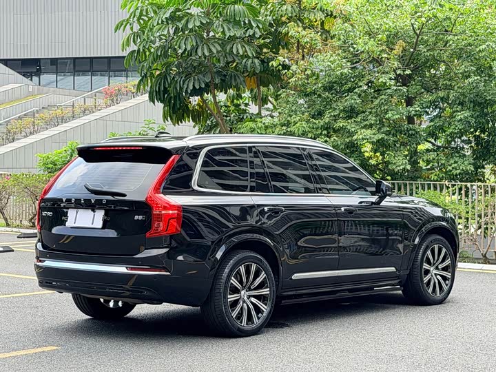 Volvo XC90, 2022 — фото 7 из 9