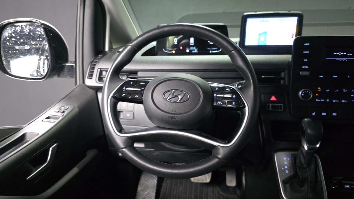 Hyundai Staria, 2022 — фото 12 из 12