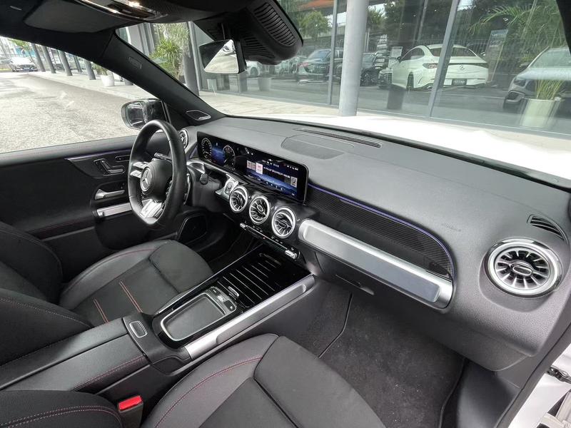 Mercedes-Benz GLB-Class AMG, 2025 — фото 6 из 9