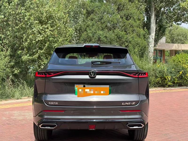 Changan UNI-Z Hybrid, 2026 — фото 5 из 10