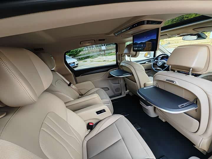 Buick GL8 Hybrid, 2025 — фото 9 из 9