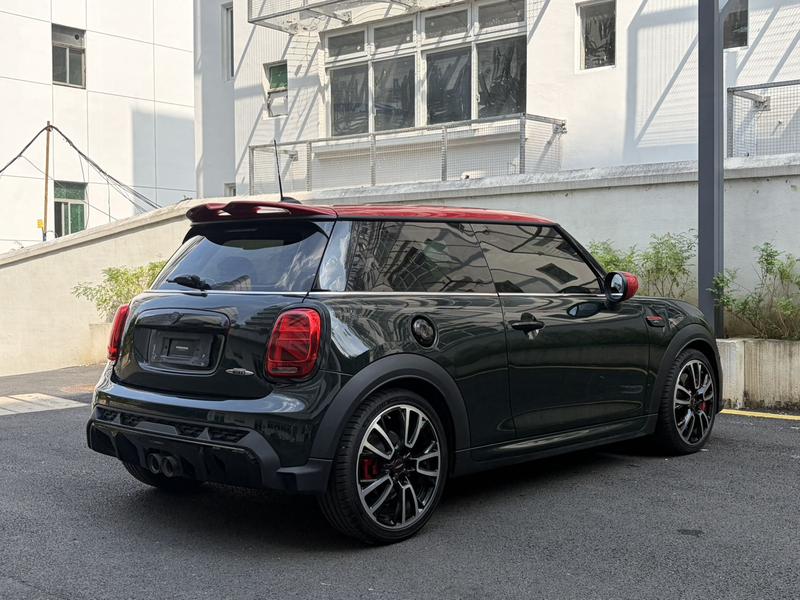 Mini Mini JCW, 2022 — фото 7 из 12