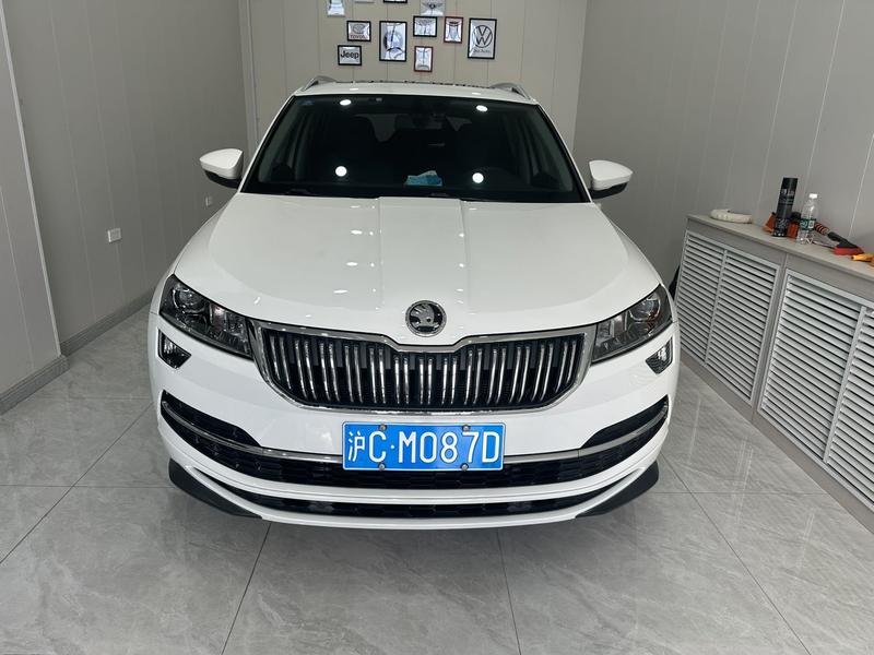 Skoda Karoq, 2023 — фото 2 из 12