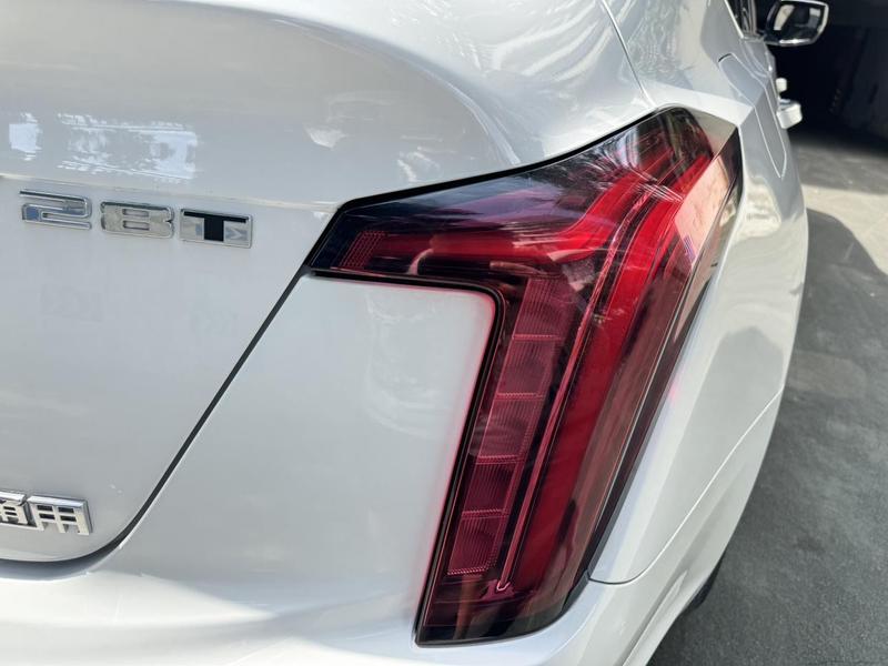 Cadillac CT5, 2021 — фото 8 из 12