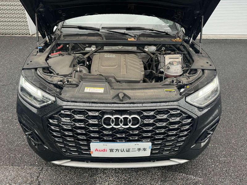 Audi Q5L Sportback, 2023 — фото 7 из 12