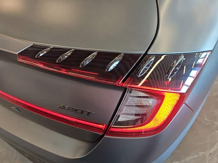 Hyundai Sonata N Line, 2023 — фото 8 из 9