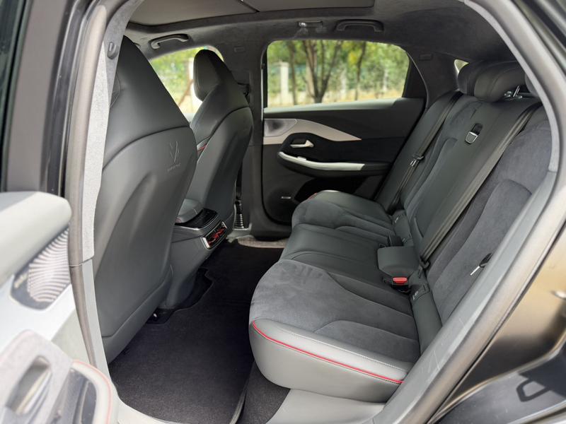 BAIC Arcfox Alpha S, 2023 — фото 11 из 12