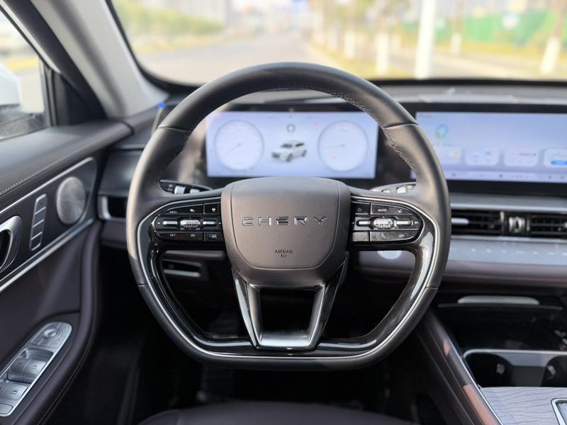 Chery Tiggo 8 Pro, 2023 — фото 10 из 12