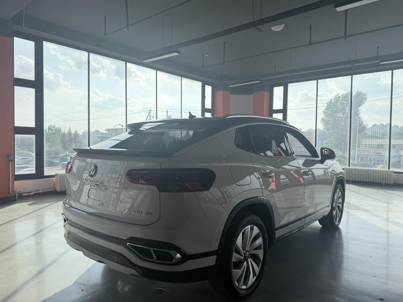 Volkswagen Tayron X, 2022 — фото 6 из 10