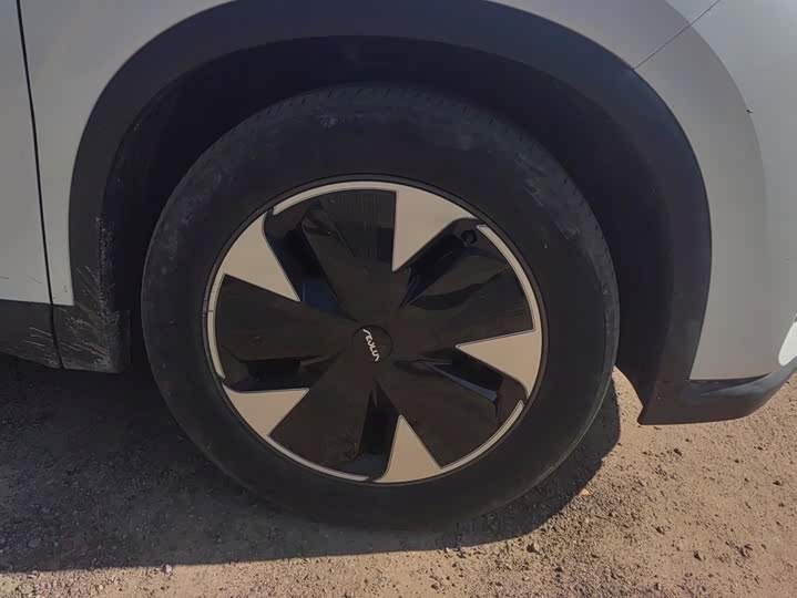 Dongfeng Aeolus L7, 2024 — фото 6 из 9
