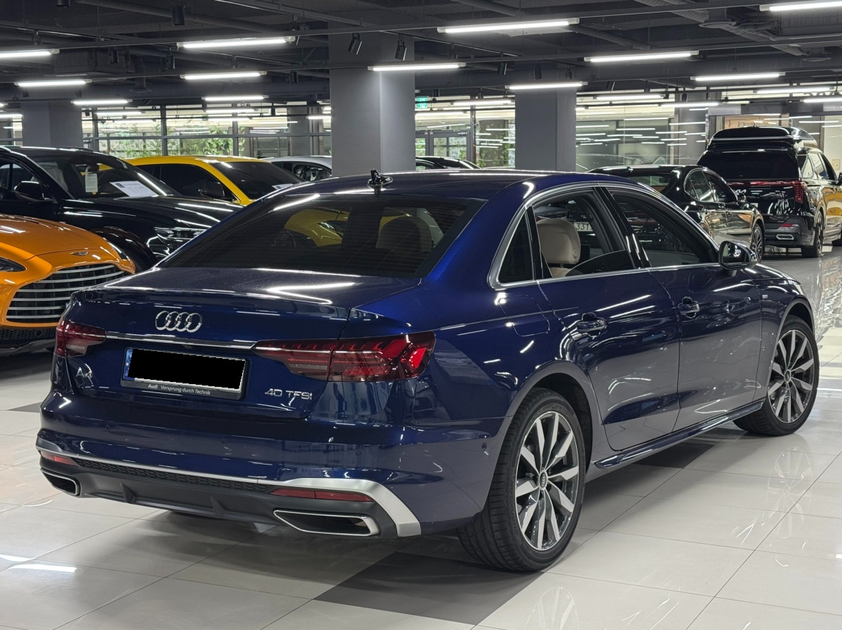 Audi A4, 2022 — фото 3 из 12