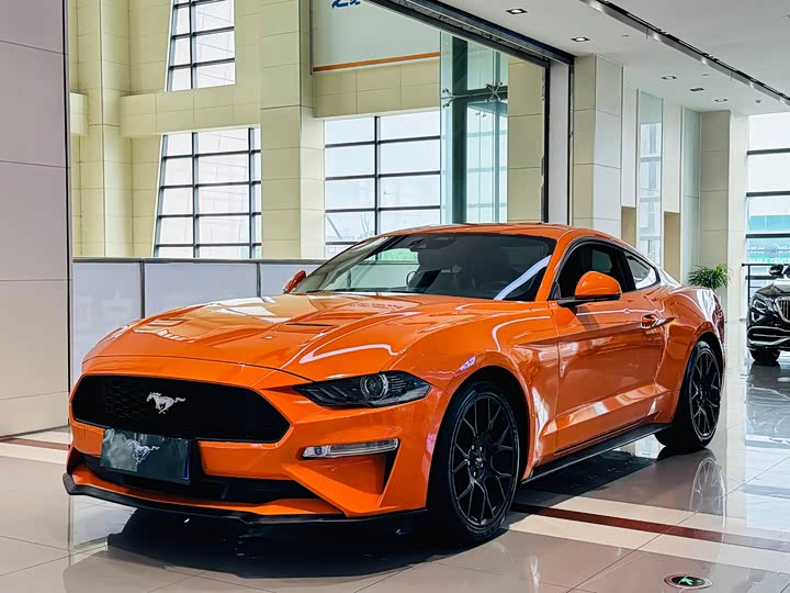 Ford Mustang, 2022 — фото 2 из 9